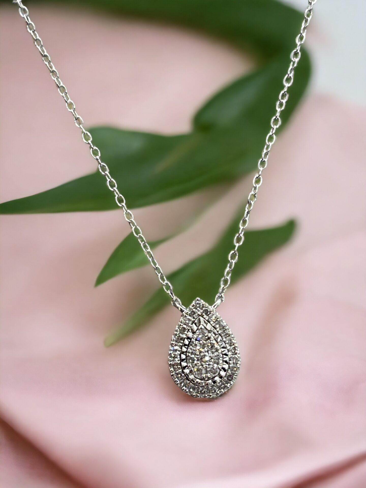 10K White Gold Teardrop Diamond Necklace