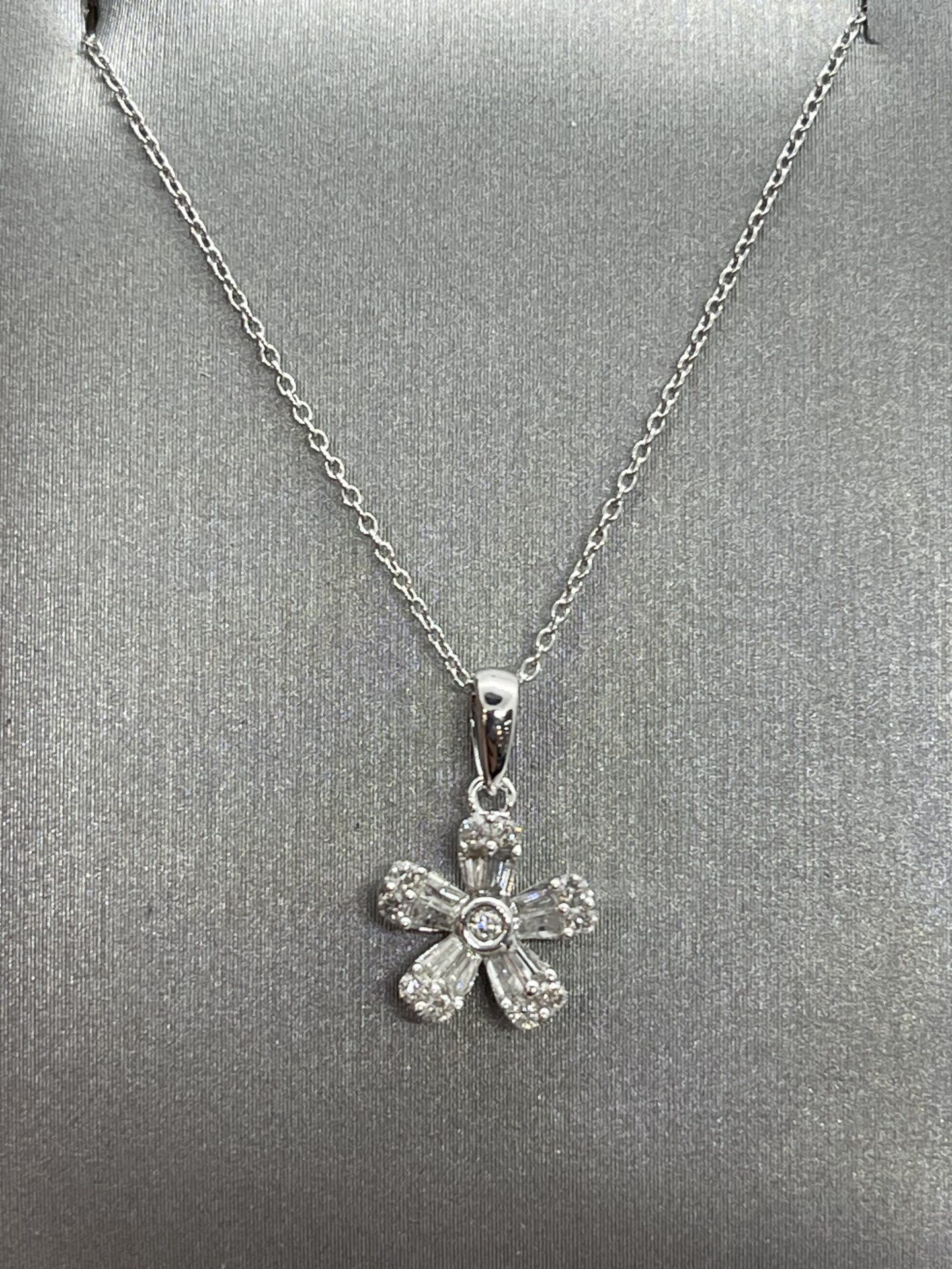 10K White Gold Flower Diamond Necklace
