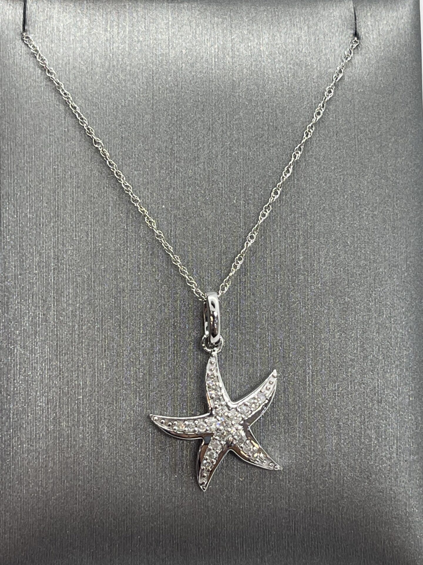 10K White Gold Diamond Star Necklace