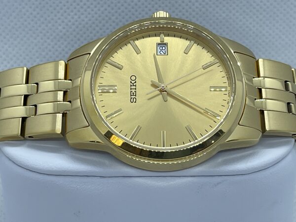 Seiko Essential Gold-Tone Stainless Steel Bracelet Men's Watch (Model: SUR442) - Image 4