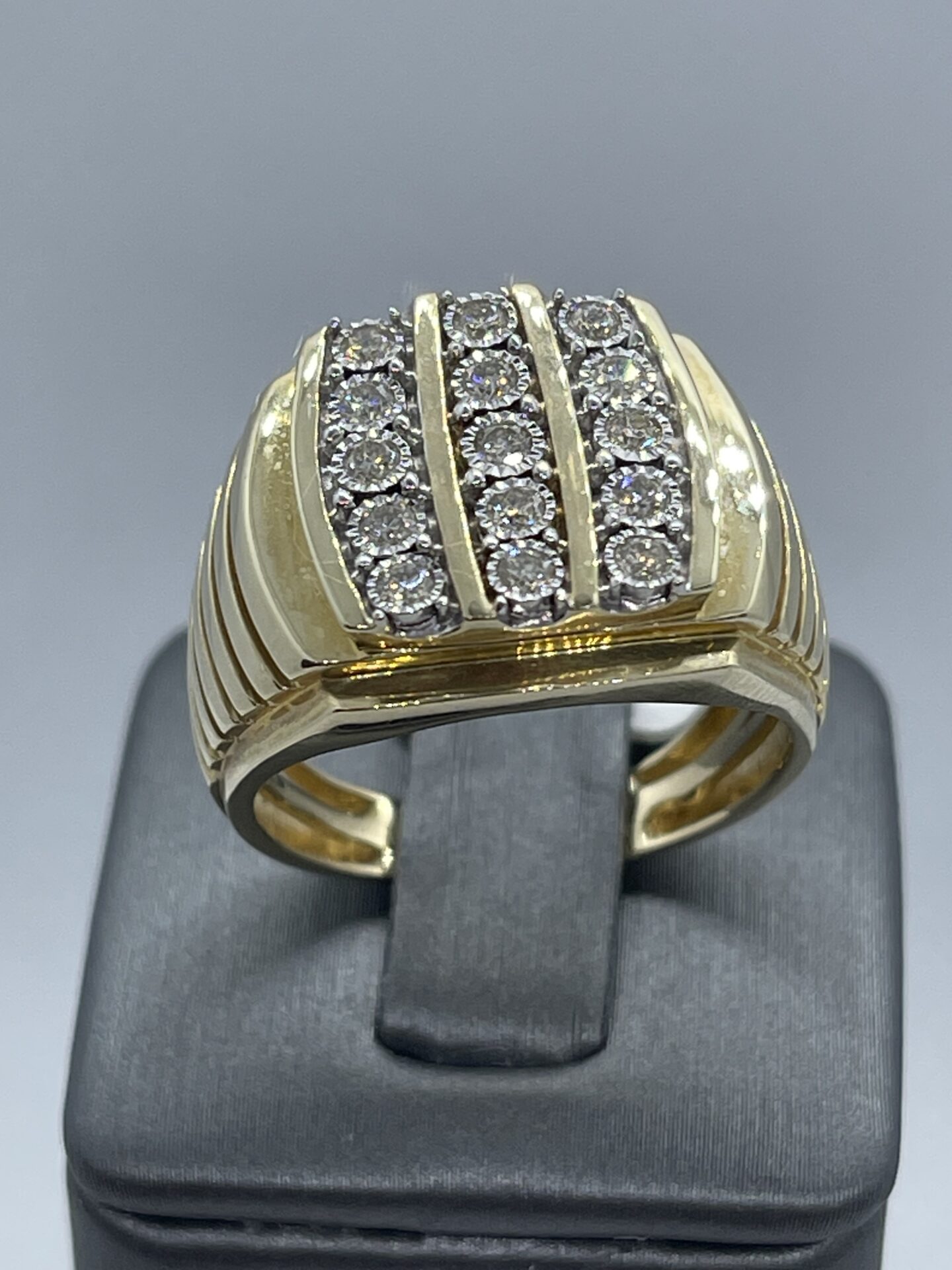 10K Yellow Gold Diamond Men's Ring DIA 0.50Ctw RD