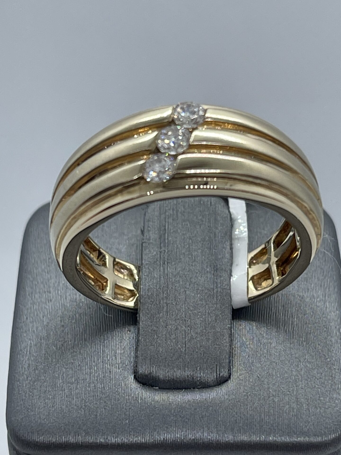 10K Yellow Gold Diamond 0.33Ctw Round Men's Band/Ring