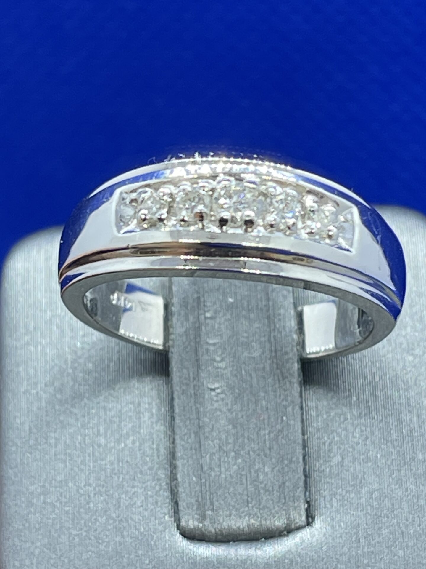 14K White Gold Diamond 0.30Ctw Round Cut Men's Ring
