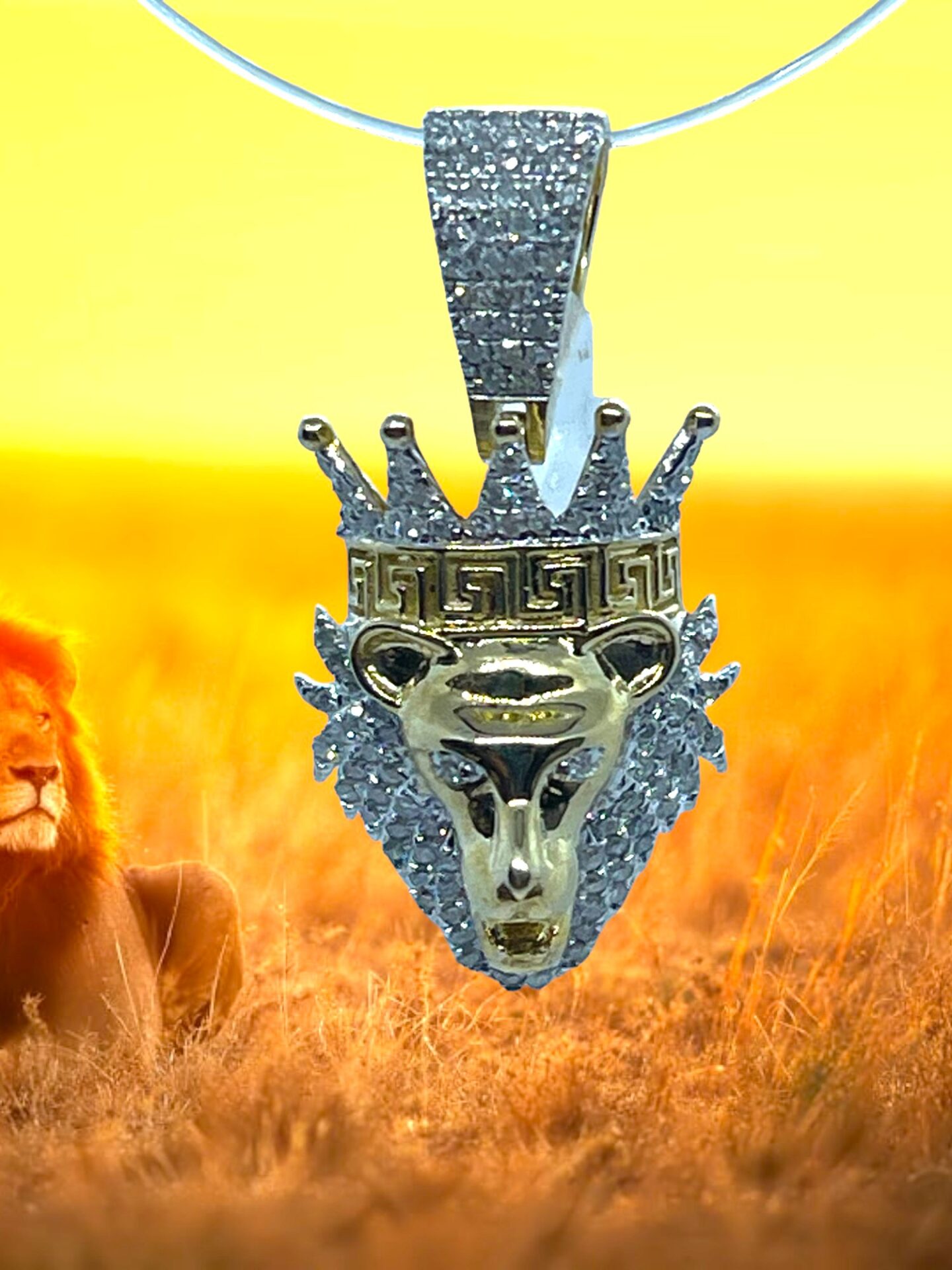 10K Yellow Gold Diamond Lion Head Pendant