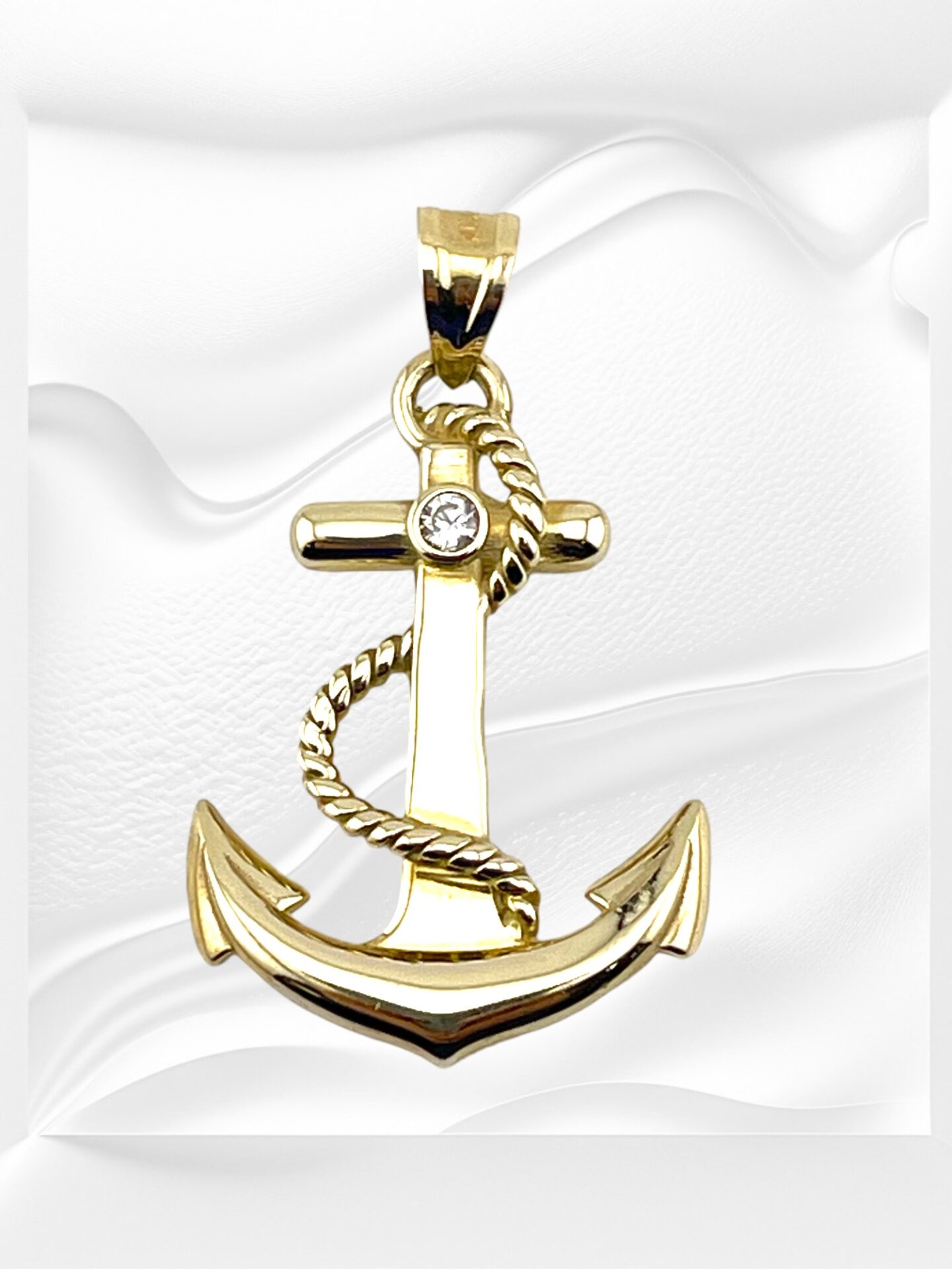 10K Yellow Gold  Anchor Pendant