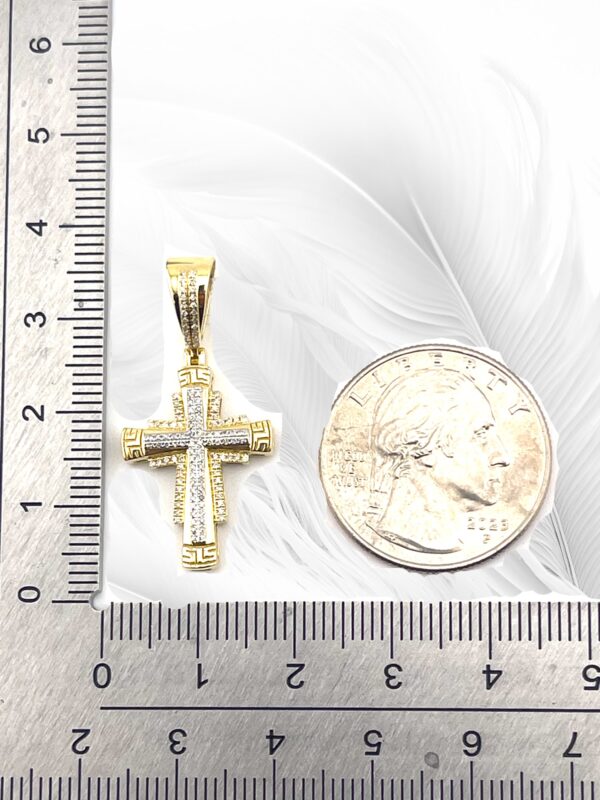 10K Yellow Gold Diamond Cross Pendant 0.16Ctw RD - Image 2