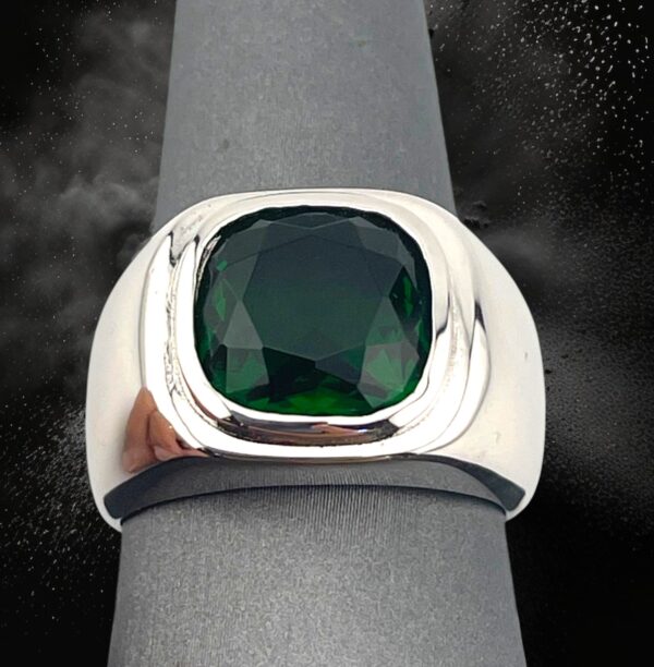 925 Sterling Silver Green Emerald Men’s Ring - Image 3