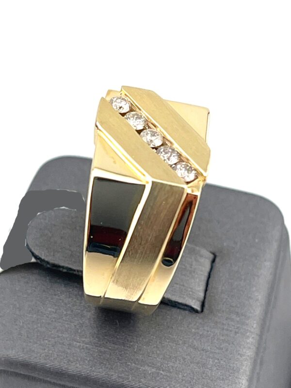 10K Yellow Gold Diamond Men's Ring - Image 2